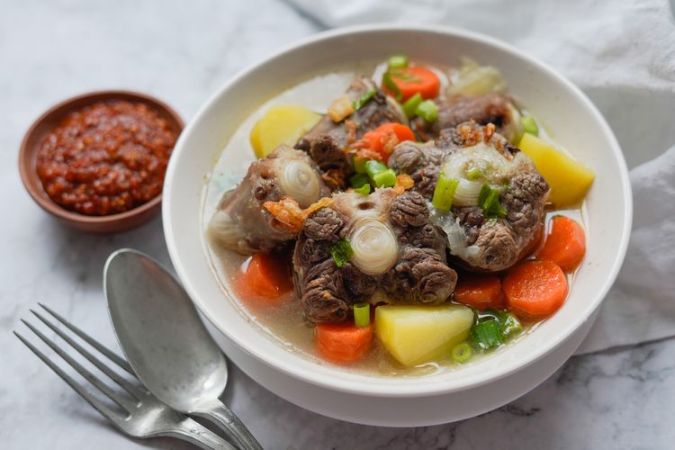 Resep Sop Buntut Bening