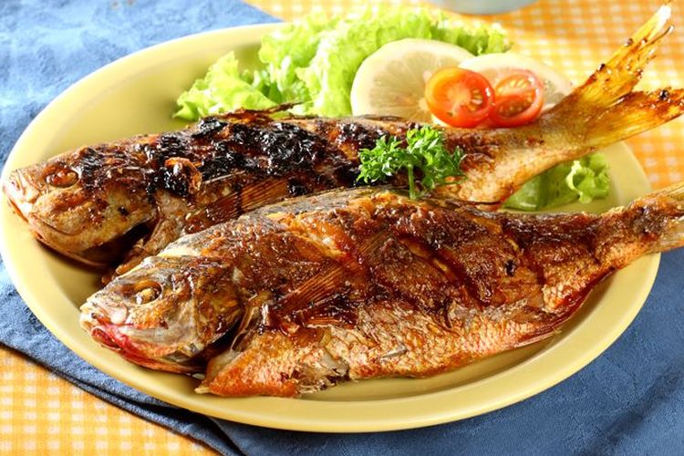 Ikan Bulan-Bulan Bakar