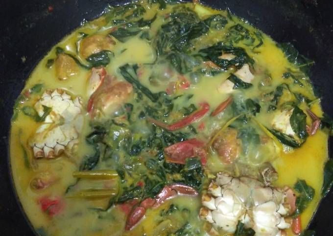 Kepiting Gulai Daun Ubi